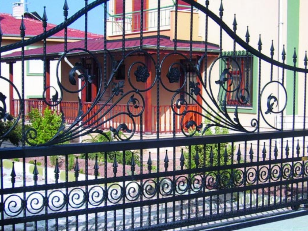 sultanbeyli-demir-bahce-kapisi.png